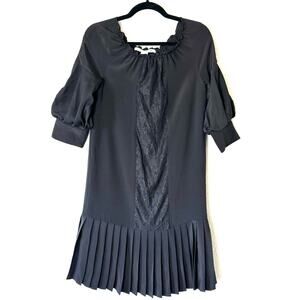 Diane Von Furstenberg Pleated Lace Dress Size Small